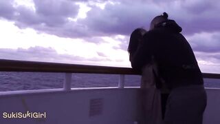 Минет и ебля раком с азиаткой на палубе на круизном лайнере