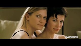 Анна Рот и Магдалена Кроншлеге в секс сценах из фильма «День и ночь»
