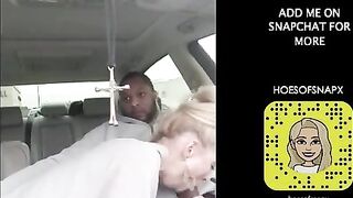 Гулящая жена отсосала негру хуй на видеорегистратор в машине