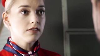 Интимная жизнь стюардесс - порно фильм с еблей бортпроводниц