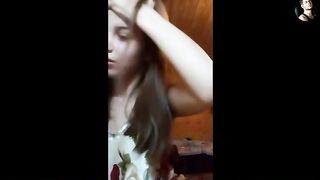 Анальная мастурбация пальцем и предметом 20-летней россиянки по скайпу с пикапером