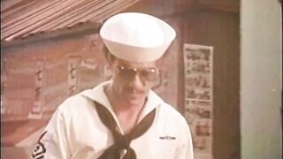 Прощальный ретро трах американского моряка с кореянкой до кремпая