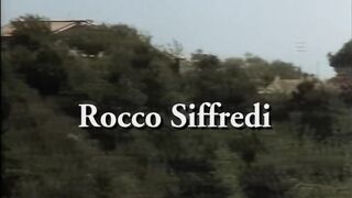 Молодой Рокко Сиффреди трахается в сценах итальянского ретро порно