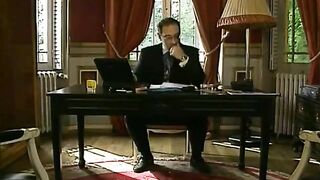 Ретро ебля секретарши с боссом и ЖМЖ трах детектива с подозреваемыми