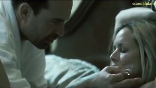 Секс со связыванием в кино: беспомощная блондинка терпит приставания маньяка