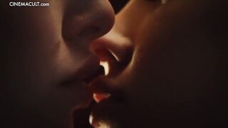 Компиляция сцен из кино с лесбийскими поцелуями знаменитостей