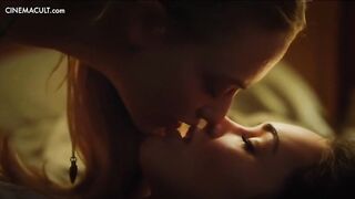 Компиляция сцен из кино с лесбийскими поцелуями знаменитостей