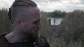 Горячий секс Милли Брэйди с викингом в «Последнем королевстве»