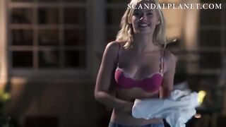 Горячие сцены с Элишей Катберт в роли порно звезды в «Соседке»