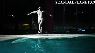 Секс в бассейне Камилль Раза после ночного плавания в кино