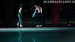 Секс в бассейне Камилль Раза после ночного плавания в кино