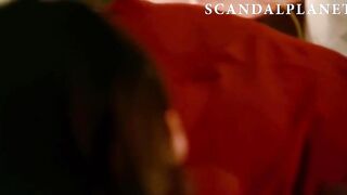 Горячий секс раком Амалии Линдегард в замедленной съемке в сериале