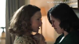 Красивый лесбийский секс Анны Пэкуин и Холлидей Грейнджер из фильма
