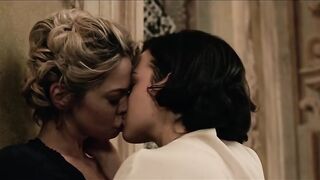 Красивый лесбийский секс Анали Типтон в постели из фильма