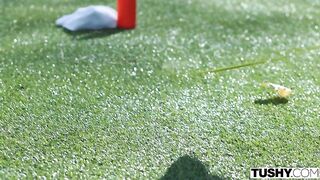 Кристиан ебет подругу жены после тренировки по фитнесу