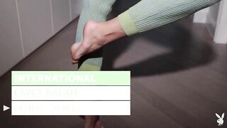 Черняшка молдованка Лайла позирует для фанатов Плейбоя