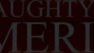 Сделала отцу подруги массаж после тренировки и запрыгнула на его хуй