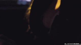 Анисса Кейт в новеньком нижнем белье трахается с негром