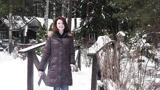 Русская девственница Лика Веттерлунд натирает клитор пальчиками