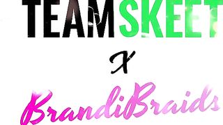 Брэнди Брейдс глотает сперму после дружеского секса