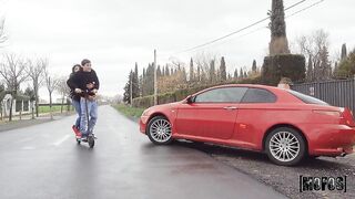 Сломанный скутер свел красотку Меган Фиоре с Джорди Эль Ниньо Полла