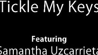 Музыка наслаждения от играющей со своей киской Саманты Узкарриета