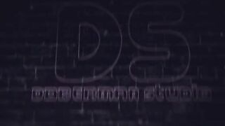 Жена долбится в глотку и в пизду до финала внутрь с пляжным спасателем