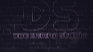 Любопытная студентка выебана в параше задротом первокурсником с огромным членом