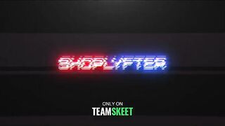 Дерзкая воровка Алина Вест нарвалась на член офицера службы охраны