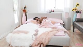 Мэдди, ты ювелир! Ювелирное лизание черной пизды капризной Мисти Стоун