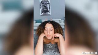 Веселые членососки Кира Перес и Уиллоу Райдер снимают запрещенные видео