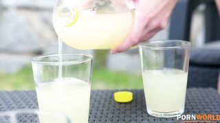 Би-подружки Винна Рид и Мина К устроили групповушку с бойфрендами