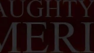Сексвайф Мэдди О'Рейли разбудила минетом друга своего мужа куколда