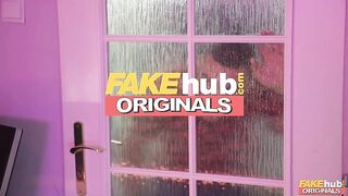 Удачный розыгрыш на Хэллоуин закончился аналом с брюнеткой Меган Фиоре