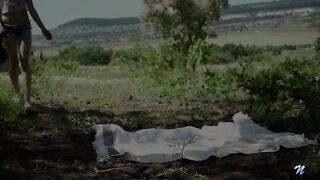 Натуральная русская красотка Сирена Милано откликнулась на зов природы