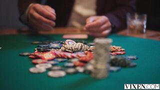 Азартная азиатка Казуми выиграла в покер большой хуй картежника Мика Блю