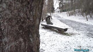 Чешский пикапер в котельной отогрел киску замерзшей крошки Дианы Риус