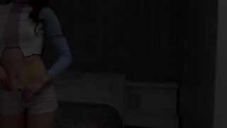 Эротическое соло в спальне со страстной мастурбацией русской Рэббит Блэк