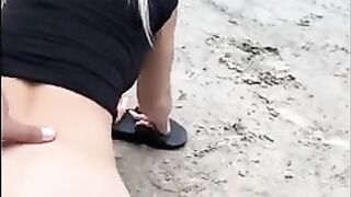 Пляжный секс с ScarlettKissesXO