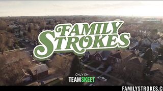 Зрелая мачеха Сирен Де Мер сближается в тройничке с детьми нового мужа