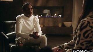 Крутой психоанализ большим черным членом для шлюшки Катрины Кольт