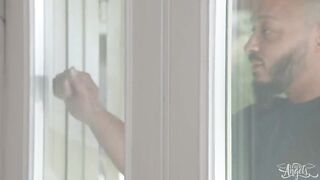 Двойной джекпот для Диллона Диаса: подружка и ее мачеха оказались трансами