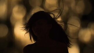 Скарлетт Куин - «Бродить в полдень» (Wander At Noon - 2023)