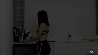 Колумбийская красотка Джиа на кухне готовит себе бурный оргазм
