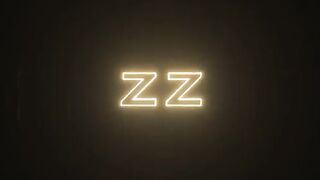 Менеджер низшего звена трахается на работе с секретаршей Эмири Момота