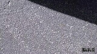 Мулатка Малина Мелендес ебется с незнакомцем сразу после разрыва с парнем