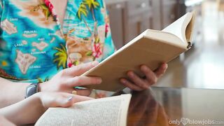 Студентка Селина Бенц сделала паузу на минет готовясь к экзамену