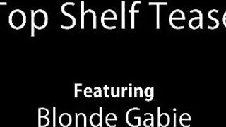 Вибратор из тайничка спасает от недотраха красивую англичанку Габи Блонд