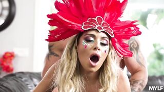 Бразильский карнавал секса с горячей латиноамериканкой Вивиан ДеСильва