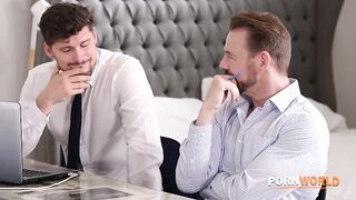 Собеседование с Викторией Дэниелс и Хлоей Ламур переросло в секс оргию